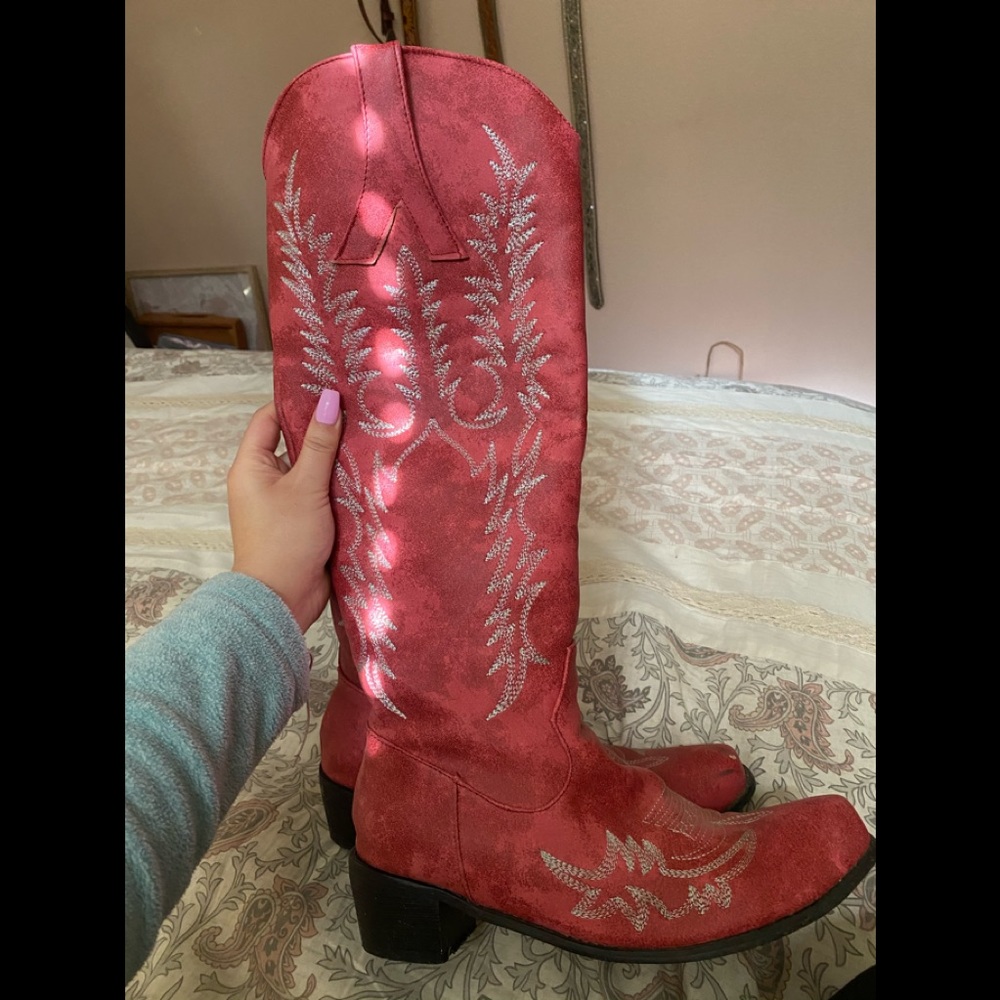 Red Women Western Boots.